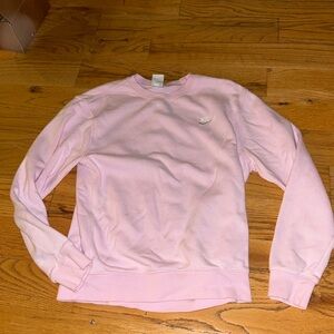Light pink Nike crewmeck sweatshirt NWOT